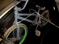 Zdjęcie kolorowe, przedstawiający odzyskany skradziony rower.